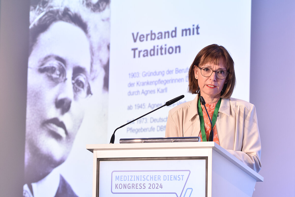 Dr. Bernadette Klapper, Bundesgesch&auml;ftsf&uuml;hrerin Deutscher Berufsverband f&uuml;r Pflegeberufe